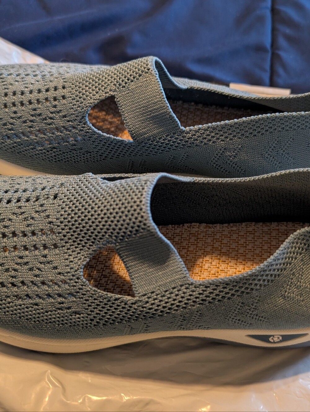 Light Blue Knit Slip-On Sneakers Size 7.5 - Picture 10 of 11